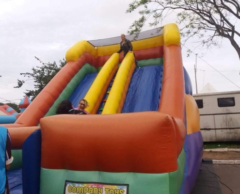 BRINQUEDOS INFLAVEIS 1