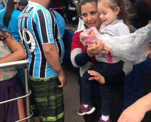 DISTRIBUIÇÃO DE BRINQUEDOS 3