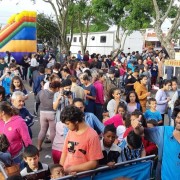 LANCHES E BRINQUEDOS INFLÁVEIS 1